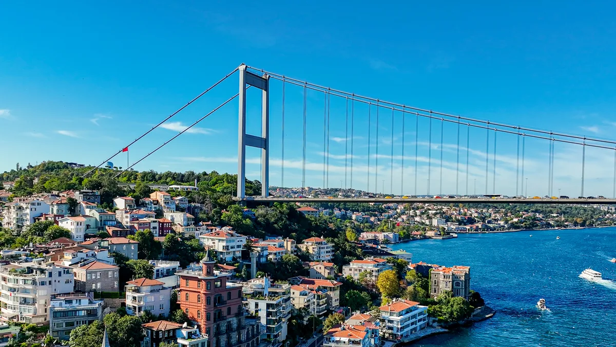 Yabancı Yatırımcılar İçin Türkiye Gayrimenkul Rehberi — temsili görsel