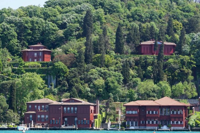 Kont Ostrorog Yalısı: Kandilli’de Avrupa ve Osmanlı Mimarisini Buluşturan Tarihi Boğaz Yalısı